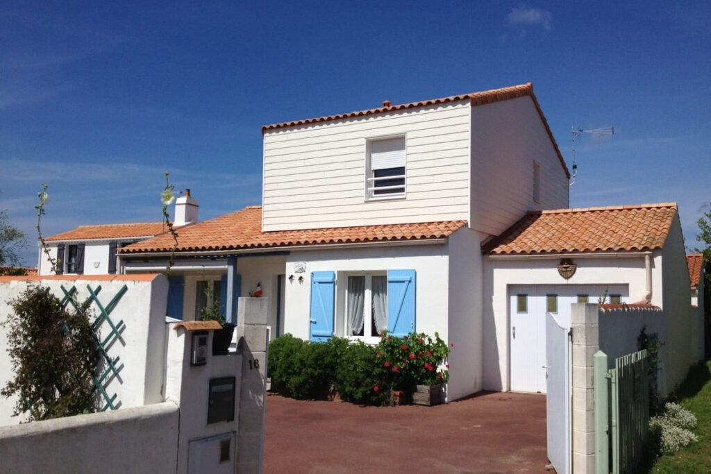 Les types d’extensions de maison : véranda, surélévation, agrandissement à Lille, Ronchin, lomme, seclin, wambrechies, armentières, villeneuve d’ascq, lens, douai, chéreng, valenciennes, anstaing, marcq en baroeul, nord, pas de calais